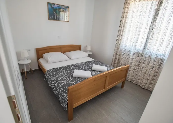 With Parking Space Pakostane, Biograd - 18979