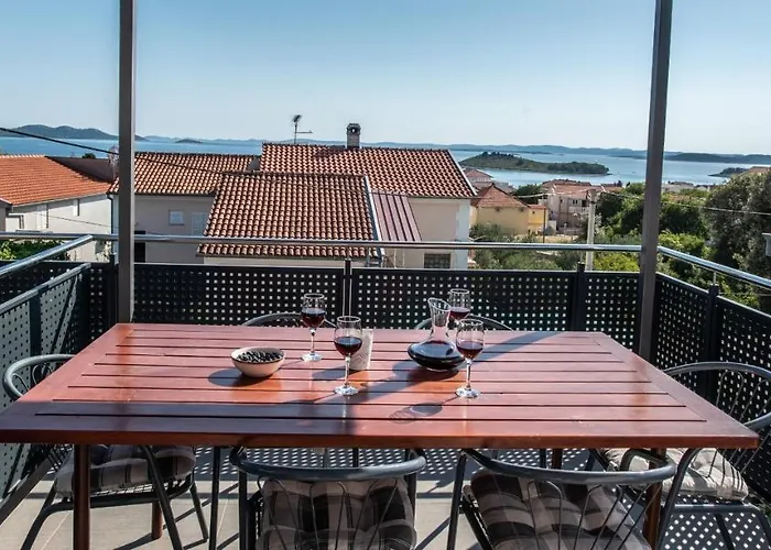With Parking Space Pakostane, Biograd - 18979 アパート